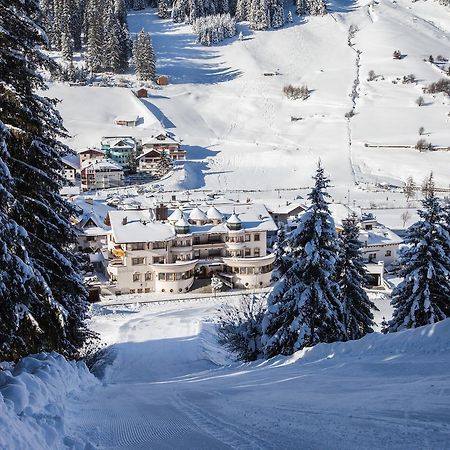 Hotel Schlosshof Ischgl Exterior photo